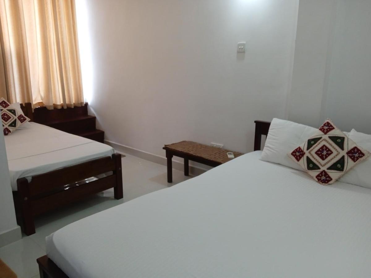 Alex Home Stay Kandy Exterior foto